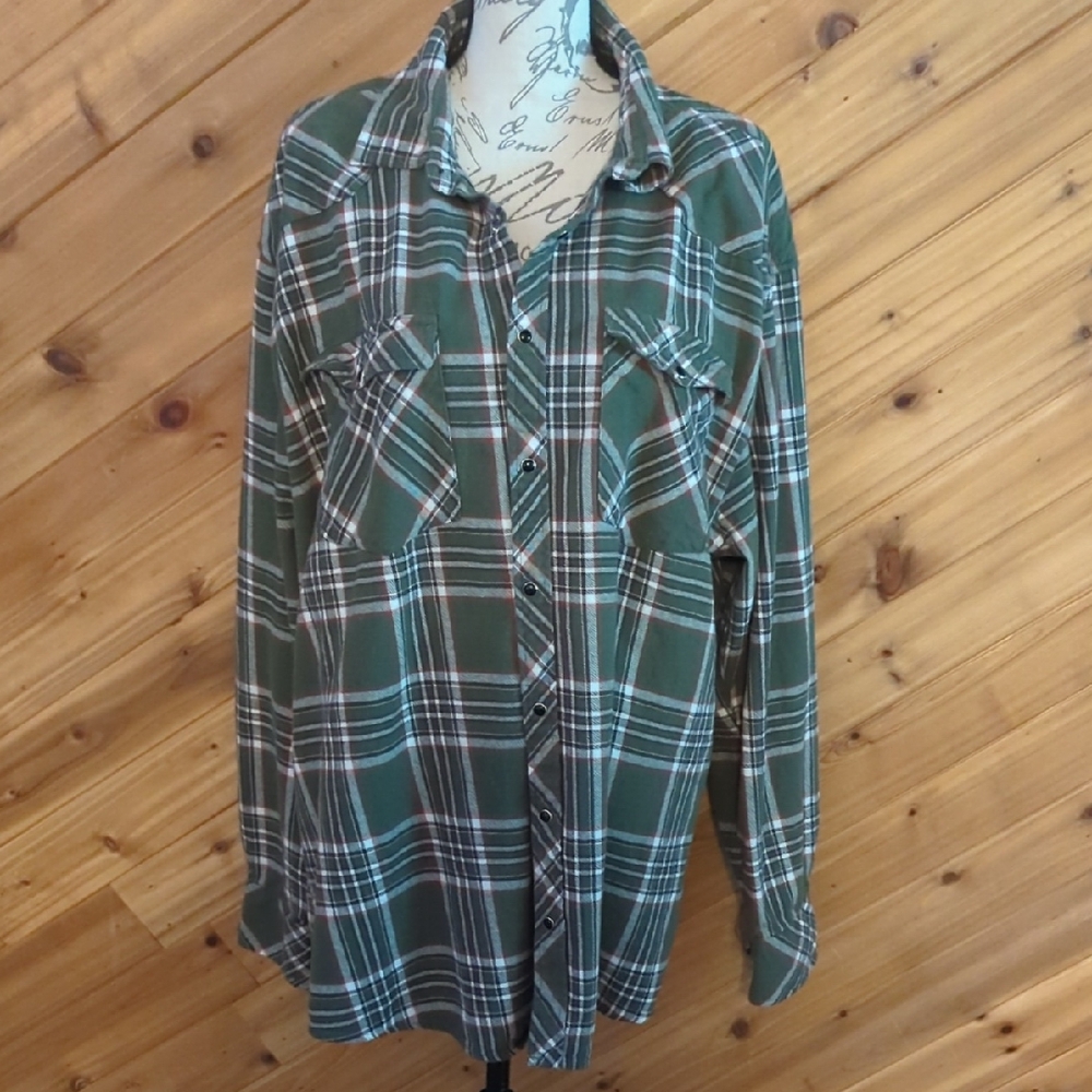 Green Plaid Casual Button Down Shirt